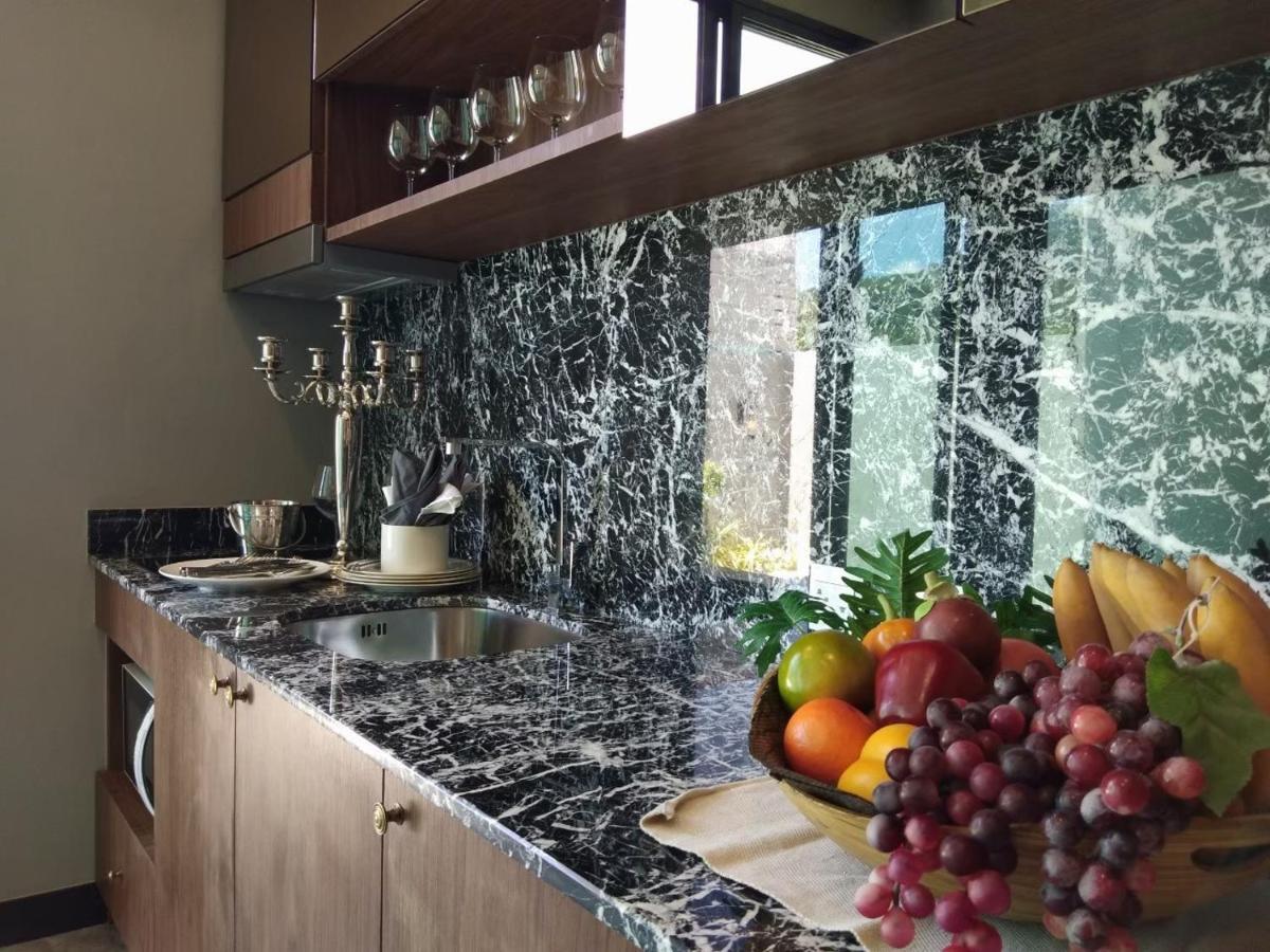 The Regent ​Phuket ​Serviced Apartment ​Kamala ​Beach Exteriör bild